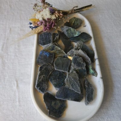 Piedra Labradorite 'A' pulida tamaño grande