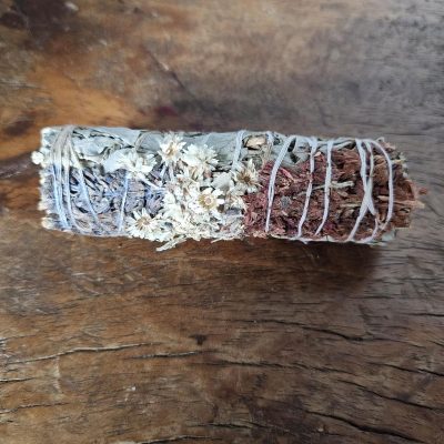 Atado de Hierba - Salvia Blanca, Lavanda y Gordolobo