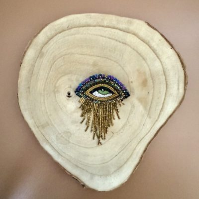 Broche ojo azul