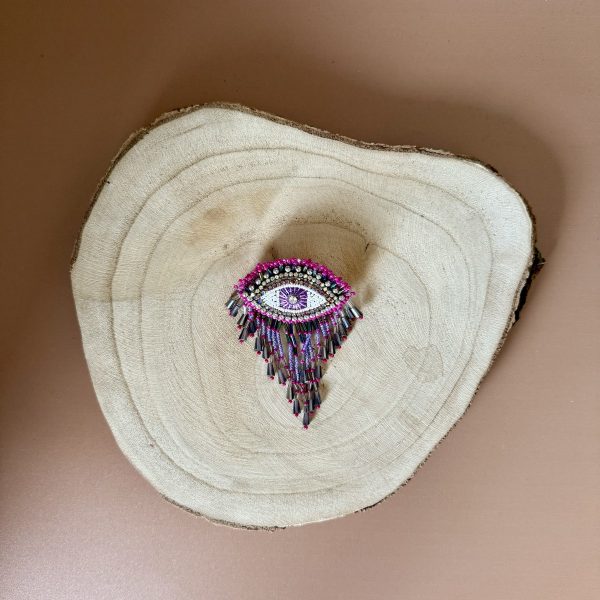 Broche ojo rosa
