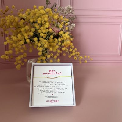 Mi “esencial” con cordón limón neon - LES MOTS DOUX